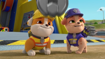 Rubble & Crew Die Crew baut ein riesiges Skateboard