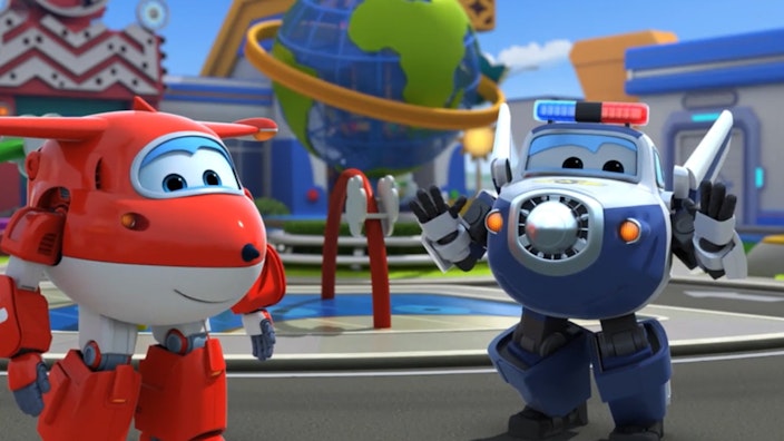 Super Wings Welpen im Ballsaal