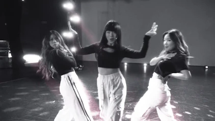 Gangnam Project Musikclips Follow the leader