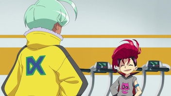 BEYBLADE BURST QUADSTRIKE Achilles gegen Pandemonium! Zusammenstöße des Lichts!