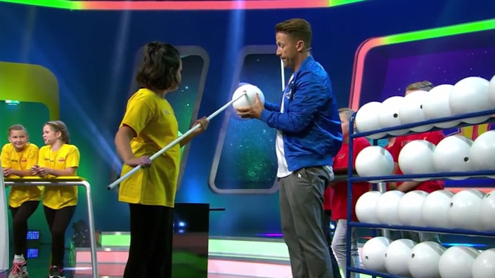 Super Toy Club "Best Friends" vs. "Hollager Jungs"