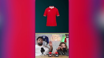 TOGGO Liga Shorts Errate das Fußballtrikot