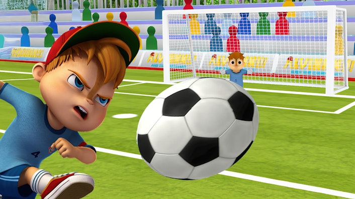ALVINNN!!! und die Chipmunks Fußball-Freistoß
