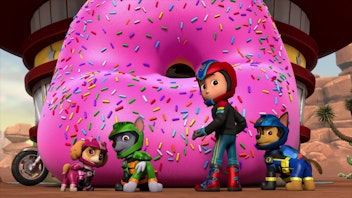 PAW Patrol - Helfer auf vier Pfoten Die Moto Patrol rettet Donuts