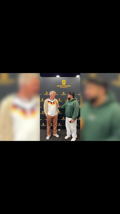 TOGGO Liga Shorts Bastian Schweinsteiger bewertet das DFB-Trikot